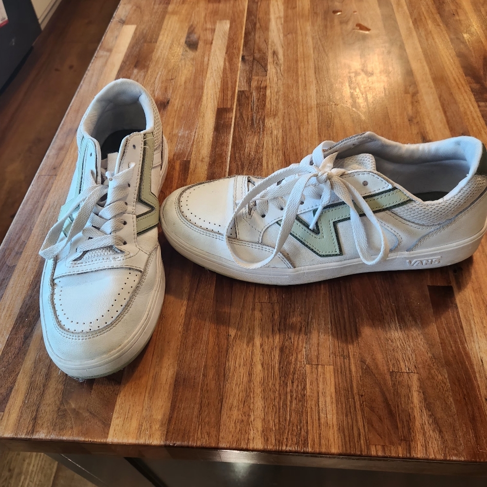 Vans Sneakers